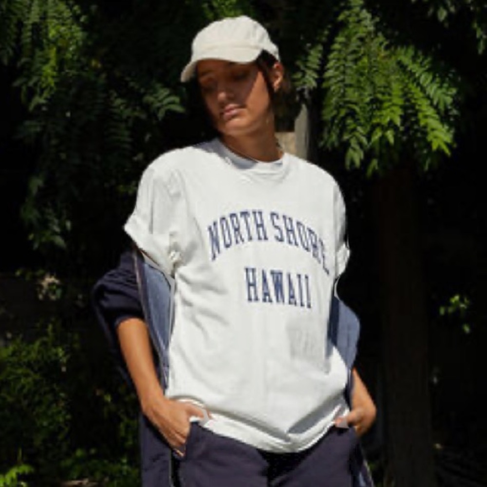Brandy Melville Hawaii T-shirt